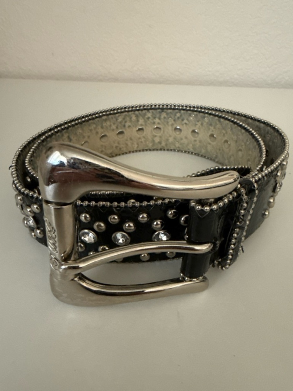 GUESS Rhinestone Silver Studded Leather Belt Y2K Statement Glam